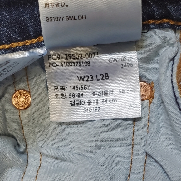 Levi's Premium 501 Button Fly High Rise Jeans - Picture 8 of 12